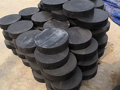 益阳板式橡胶支座由若干层橡胶片与薄钢板经加压硫化